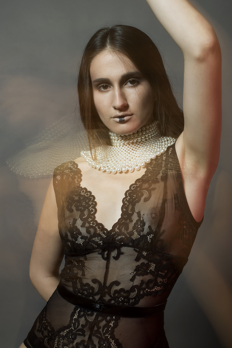 Female model photo shoot of Corinna Luce