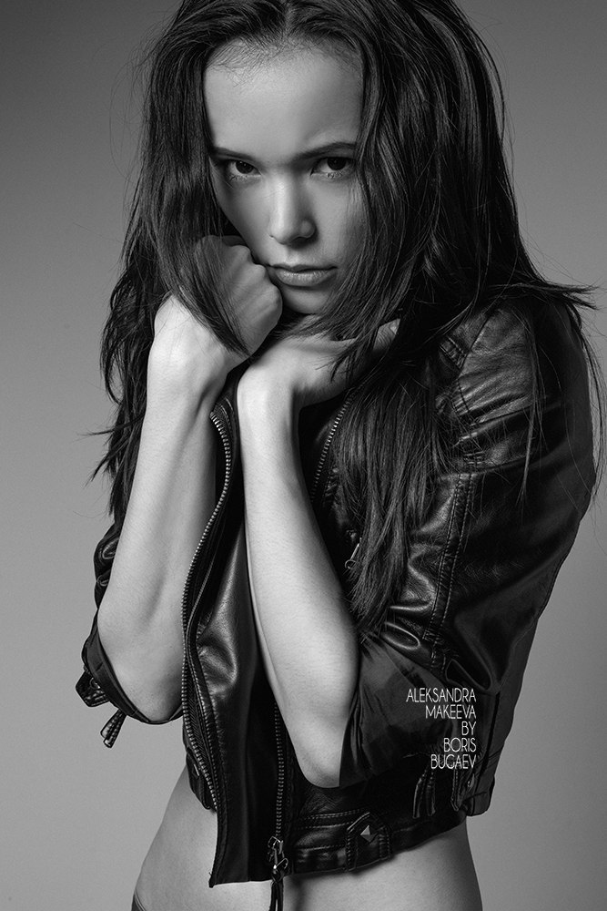 Female model photo shoot of Alexandra Makeeva