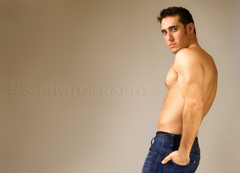 Male model photo shoot of Emilio Santamaria in Phoenix AZ
