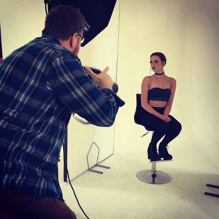 Female model photo shoot of Chelsea-Louise