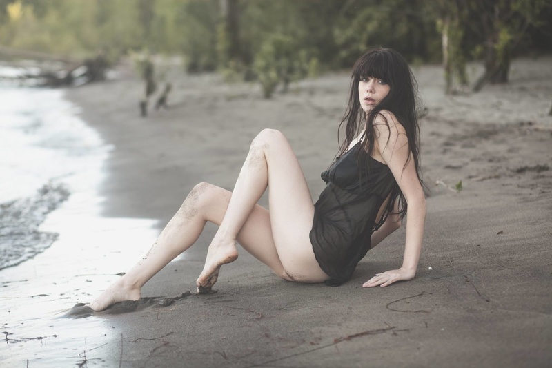 Female model photo shoot of IrelandRoseR in Sauvies Island, Oregon