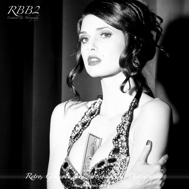 Male and Female model photo shoot of RBB2 and Dreaming of Zoi in Toulon - France