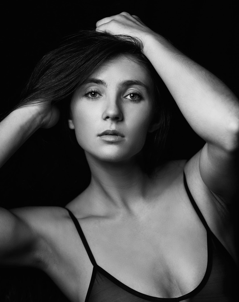 Female model photo shoot of Celina Bobina