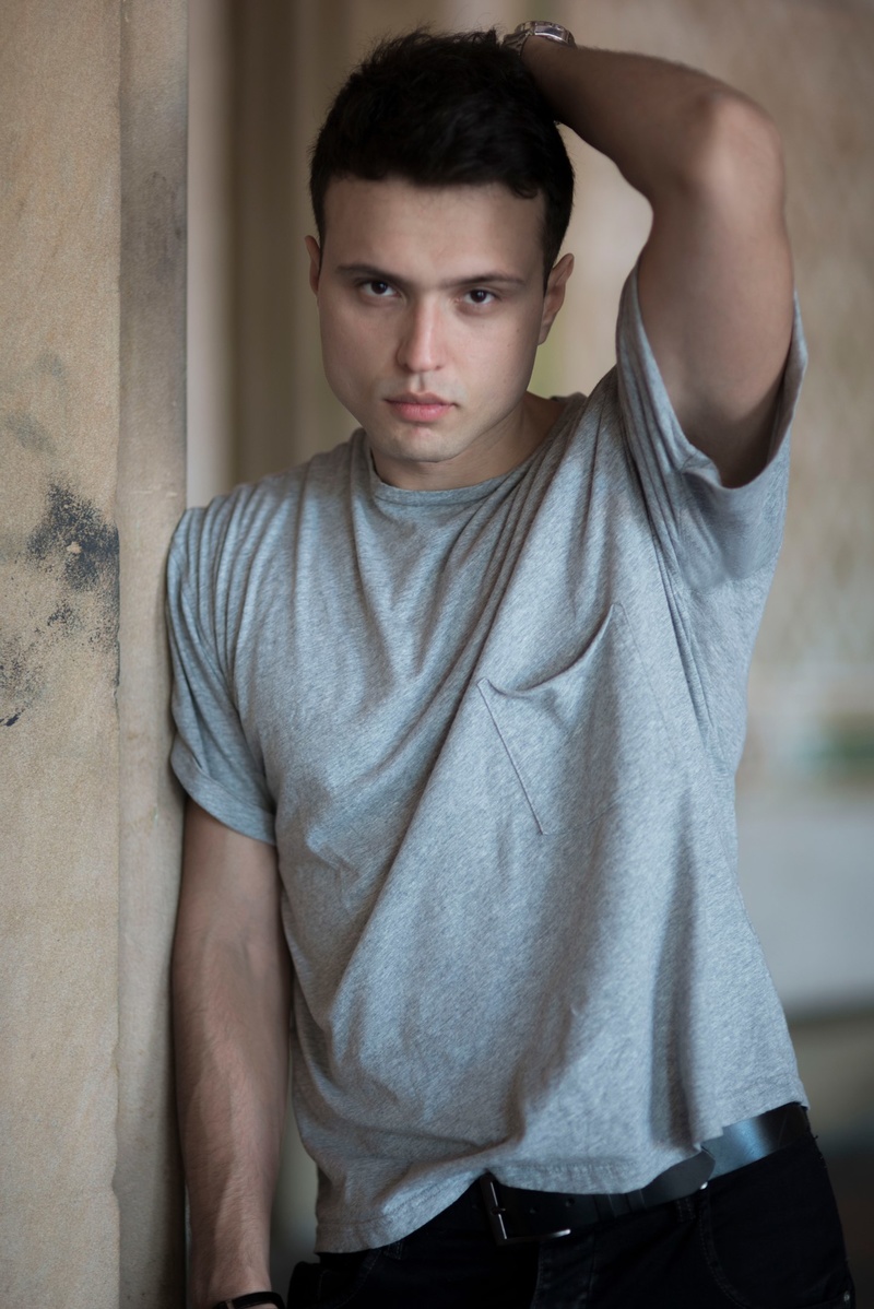 Male model photo shoot of Bruno Boniodi