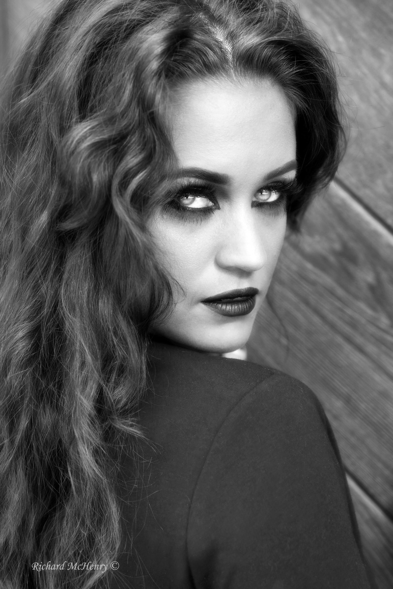 Female model photo shoot of Juliette Blair Makeup in Sacramento