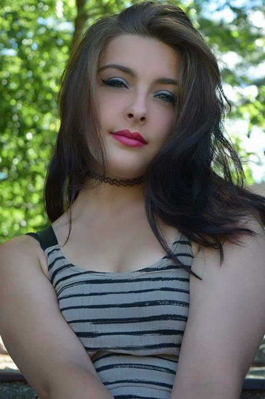 Female model photo shoot of Brenna-Shea by Brittany Frangiosa in New Hampshire