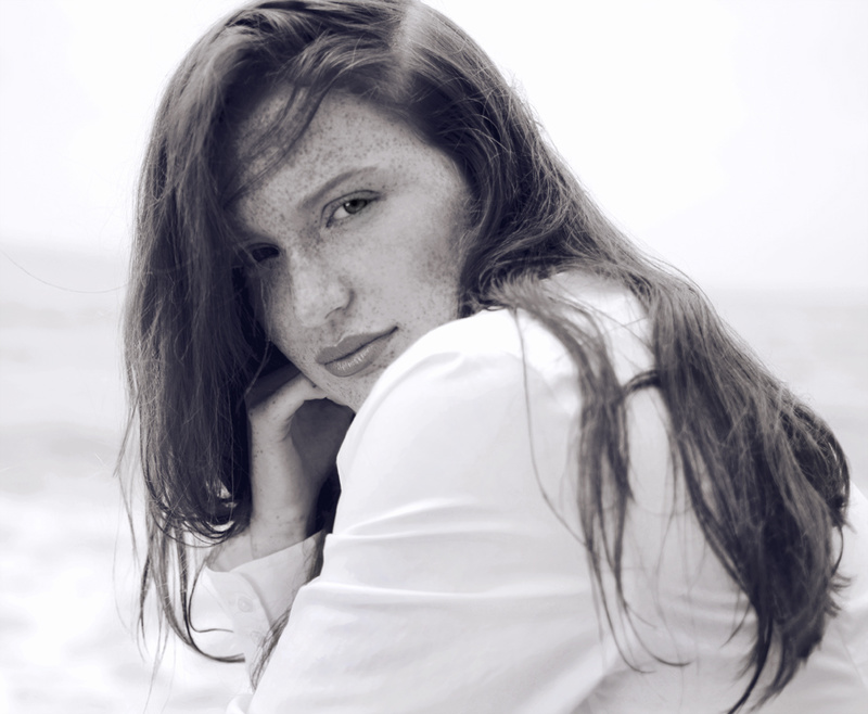 Female model photo shoot of Chelsea Lorraine Photo