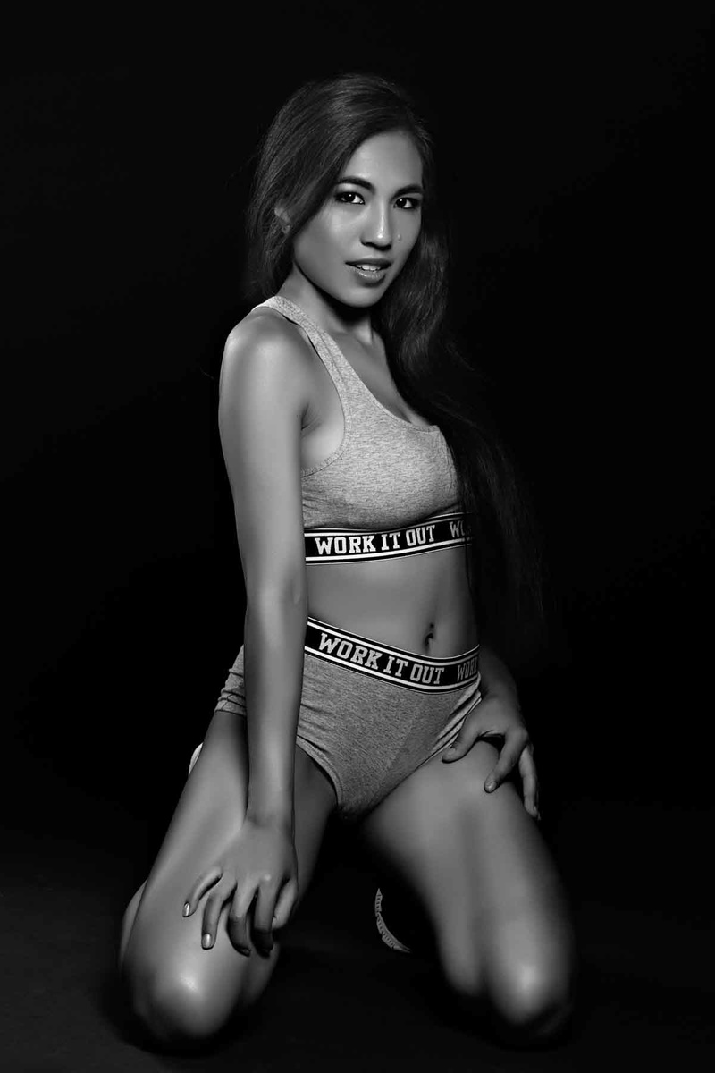 Female model photo shoot of Nessie Nguyen