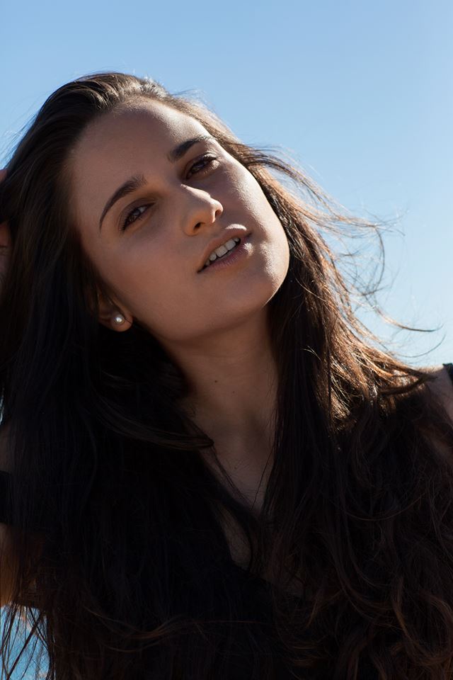 Female model photo shoot of brunaalexaphotography