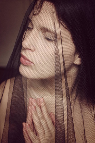Female model photo shoot of Gaia Suteiser