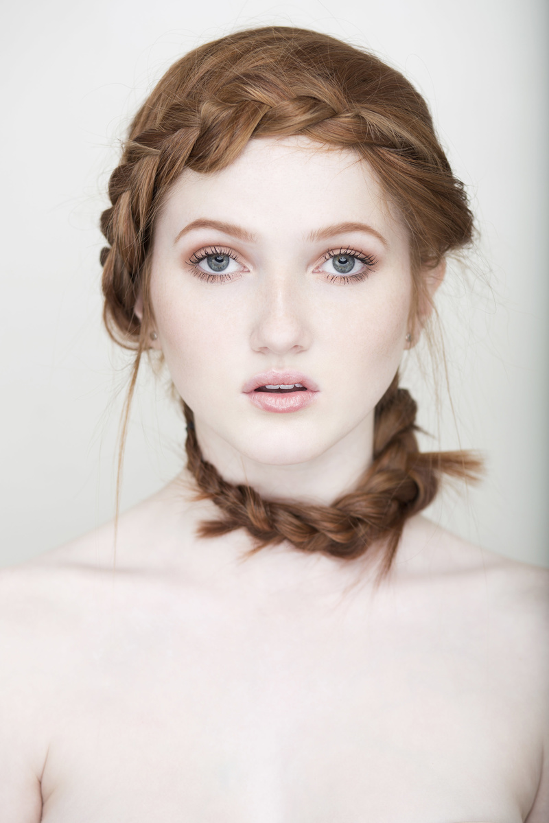 Female model photo shoot of Zhenya Shatkovska