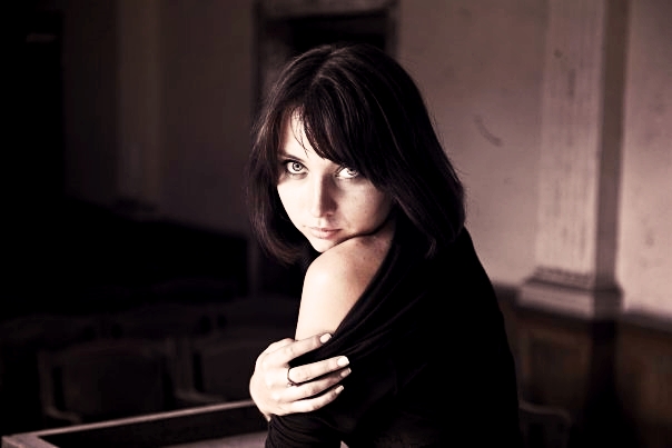 Female model photo shoot of Anastasya Kamenski