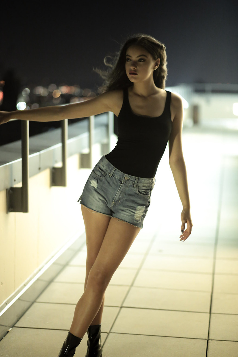 Female model photo shoot of Diosmary Artiles