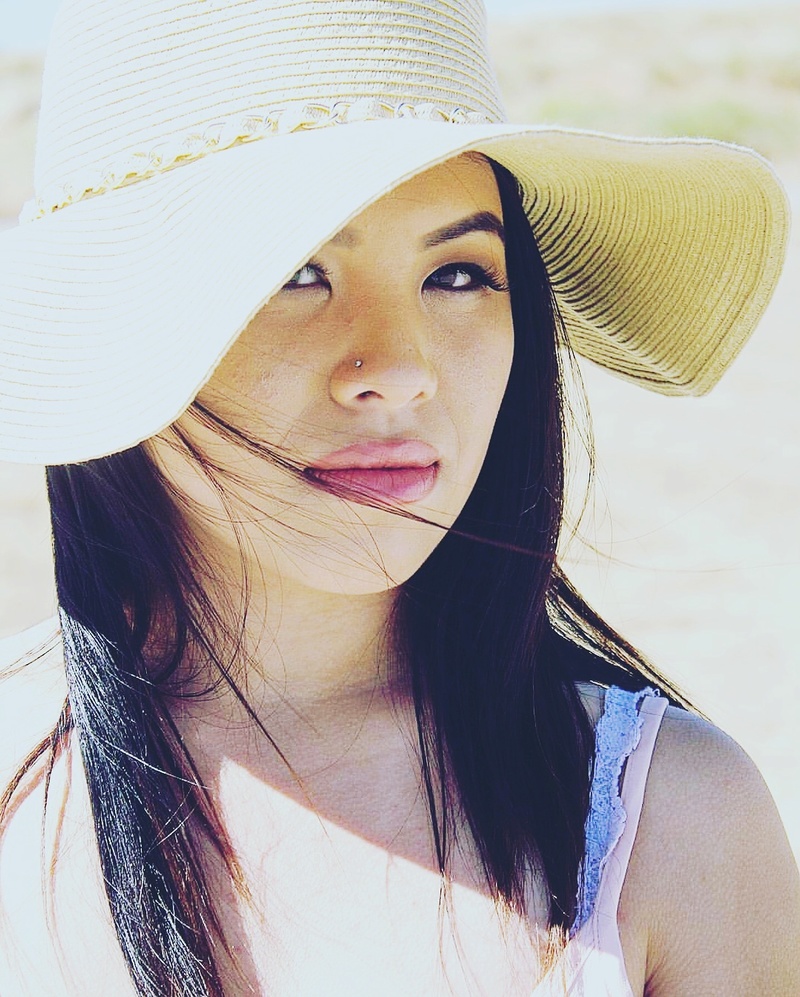 Female model photo shoot of Samantha Vang