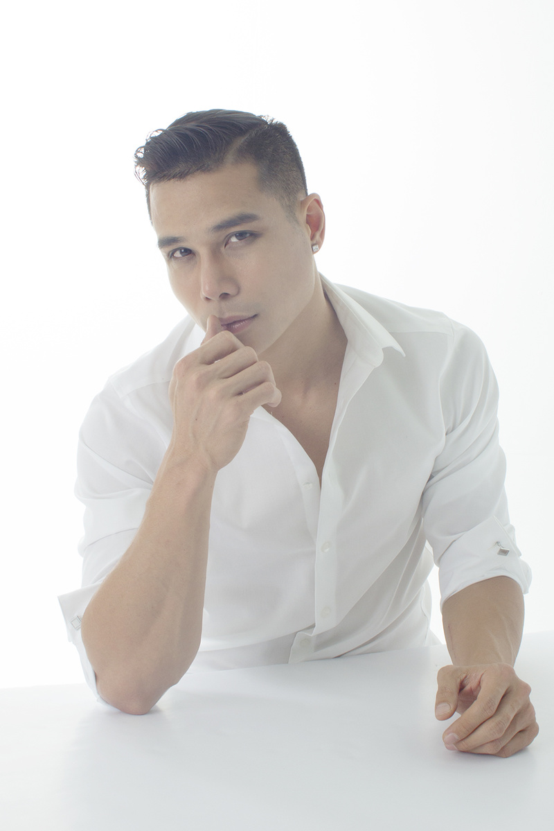Male model photo shoot of Andrew_ngo