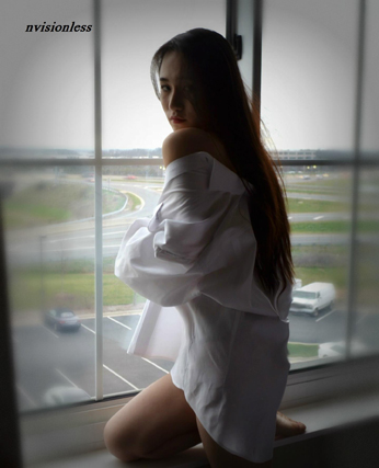 Female model photo shoot of Vivian Zhang