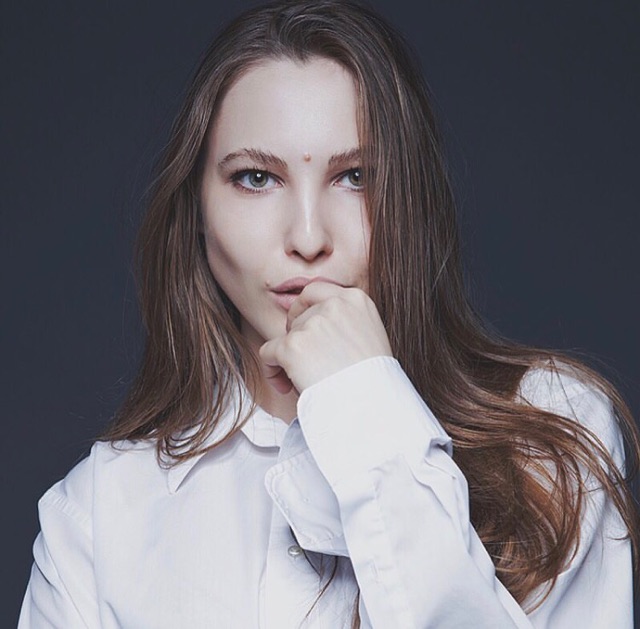 Female model photo shoot of anastasiianeronova