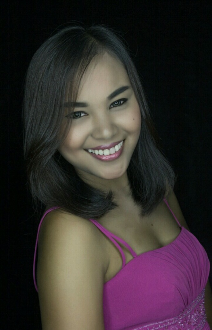 Female model photo shoot of NatalieDee in Kota Kinabalu