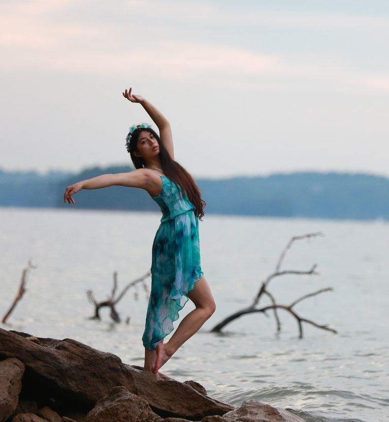 Female model photo shoot of cynthiat by AshaBaskaran
