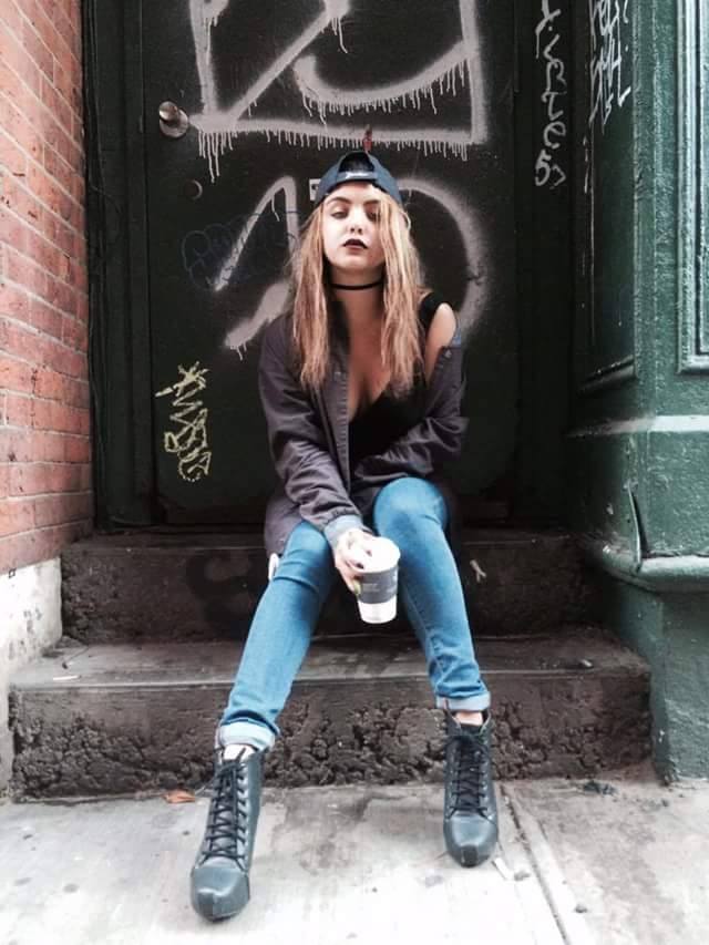 Female model photo shoot of Jennifer- Rose in New York