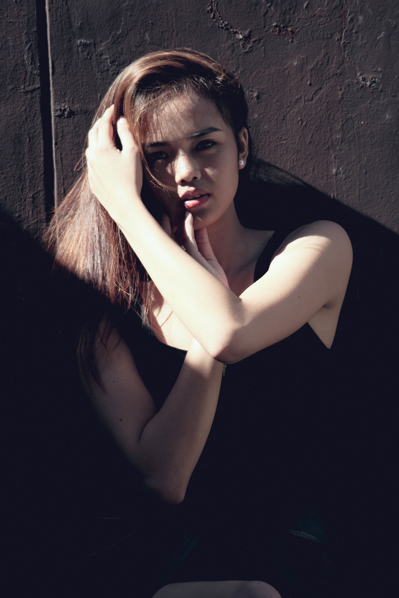 Female model photo shoot of Gekang