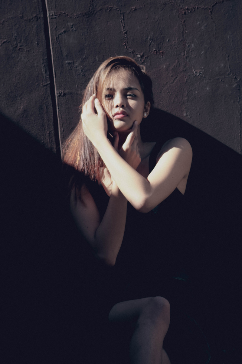Female model photo shoot of Gekang