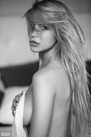 Female model photo shoot of RachelMouyal