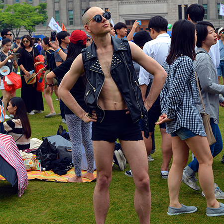 Male model photo shoot of GraemeNewloveModel in Seoul, Korea