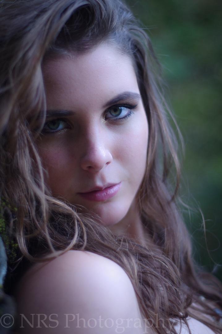 Female model photo shoot of Chelsea Marie  