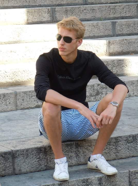 Male model photo shoot of MisterQ