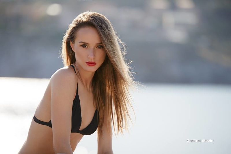 Female model photo shoot of Vita_Vita
