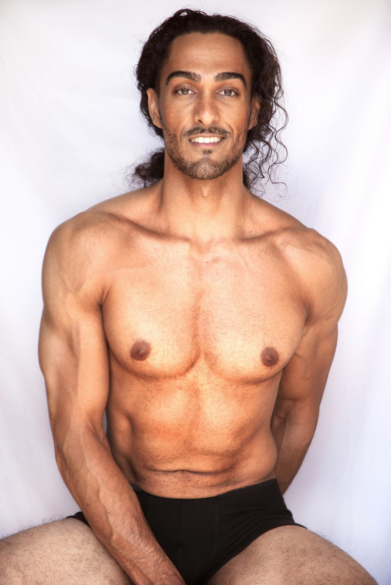 Male model photo shoot of Onkar Dhindsa