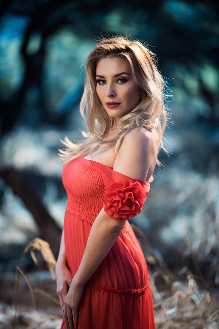 Female model photo shoot of SAN Anastasia in Thousand oaks, CA