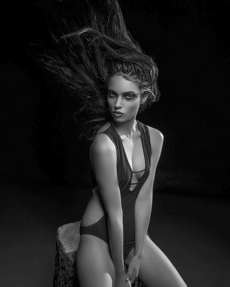 Female model photo shoot of AliciaV, makeup by IRENE MAR