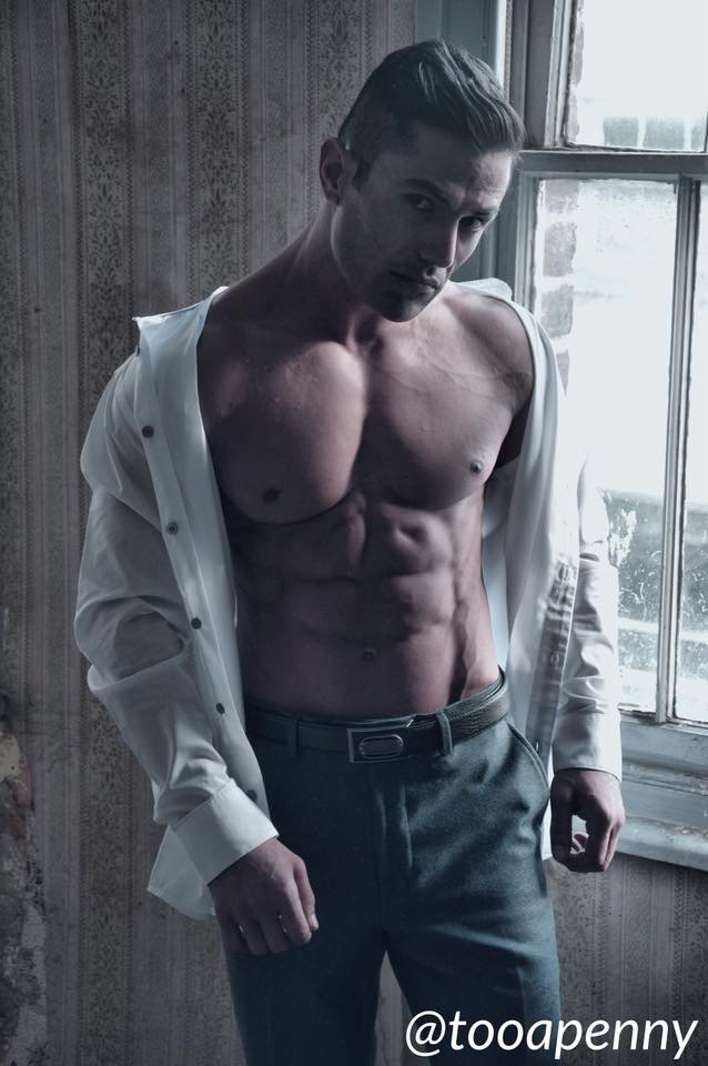 Male model photo shoot of Maiwand Ronaldo