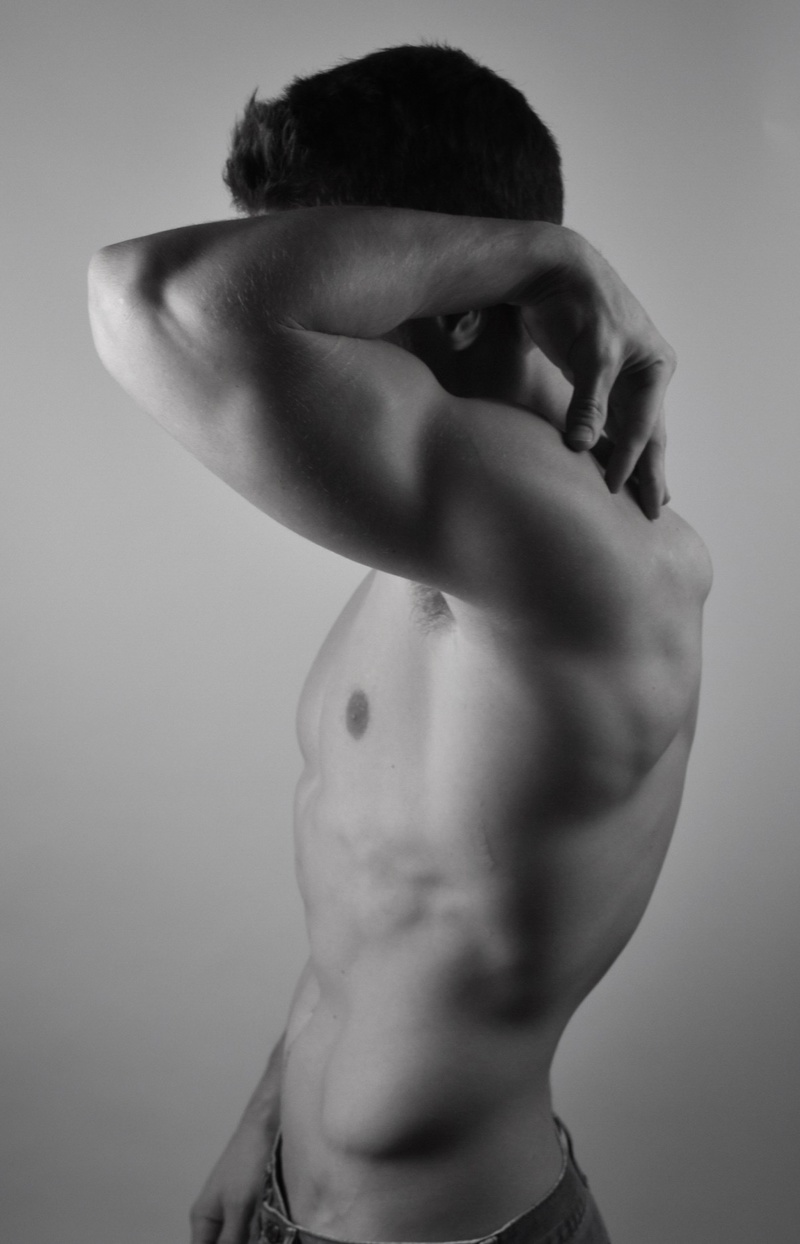 Male model photo shoot of Robert Peppard