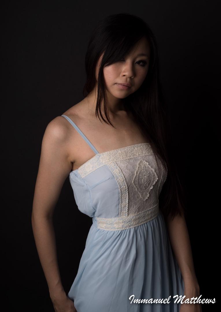 Female model photo shoot of Yue Yuna