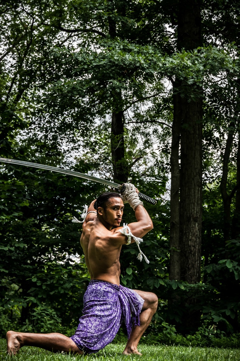 Male model photo shoot of Toman Napitupulu