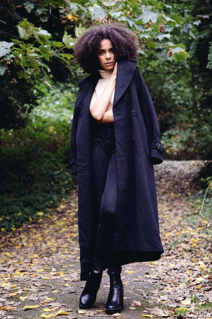 Female model photo shoot of Shamoni Williams