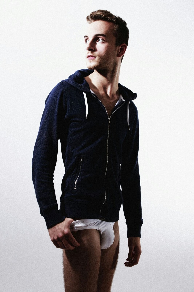 Male model photo shoot of Harry Swanston