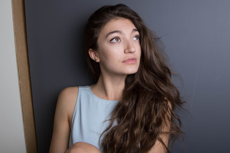 Female model photo shoot of emmaggreen