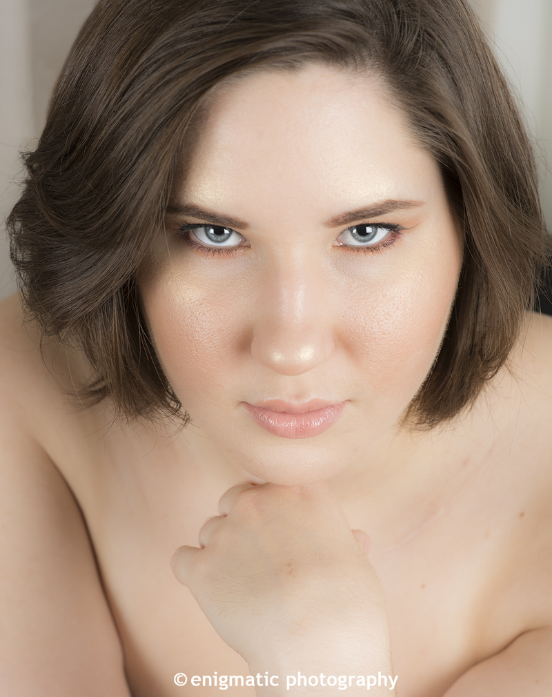 Female model photo shoot of Laura Byrd by Prime Lens