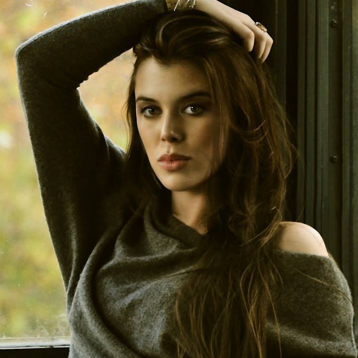 Female model photo shoot of Jacobella Luongo 
