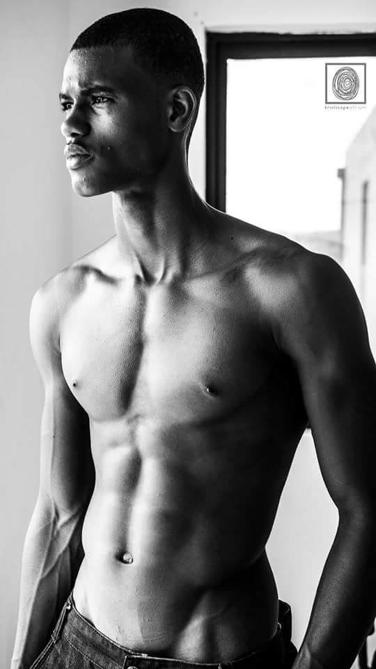 Male model photo shoot of Anilton Cabral