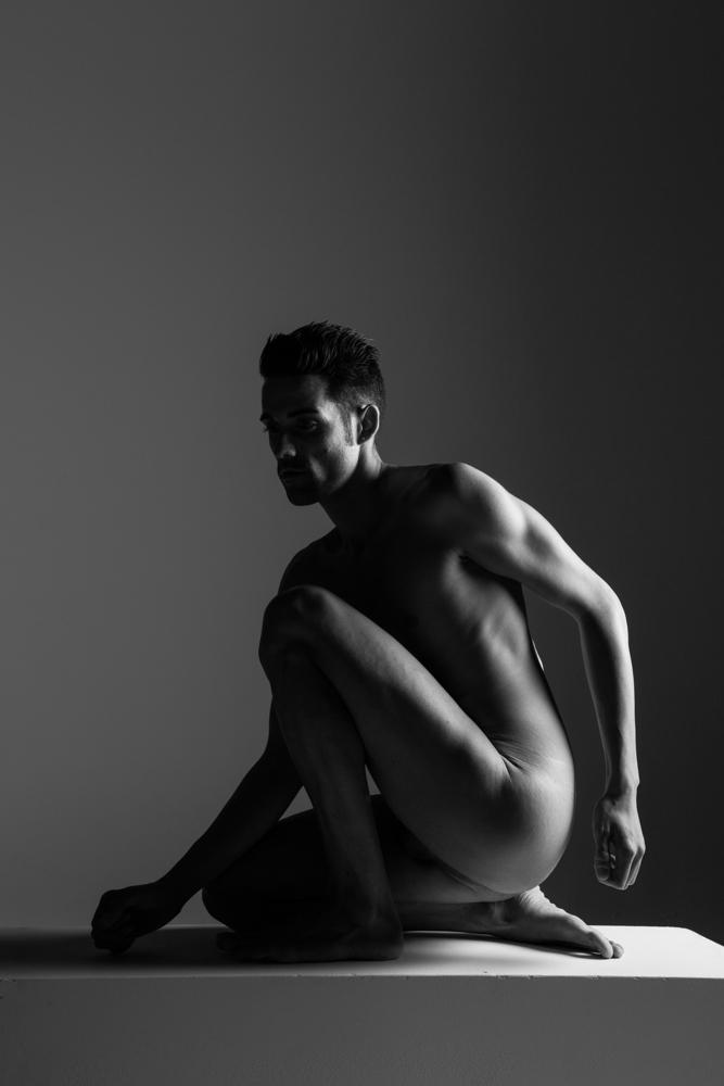 Male model photo shoot of daveguerrero
