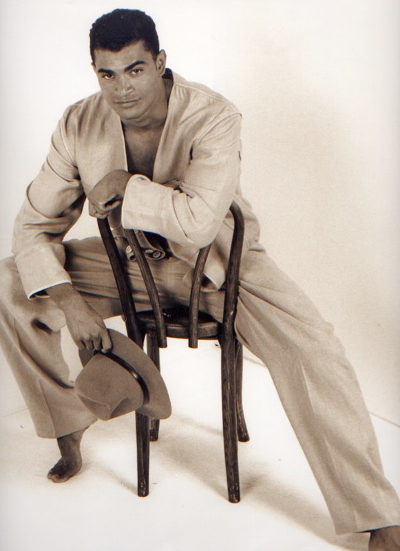 Male model photo shoot of Jose Arroyo