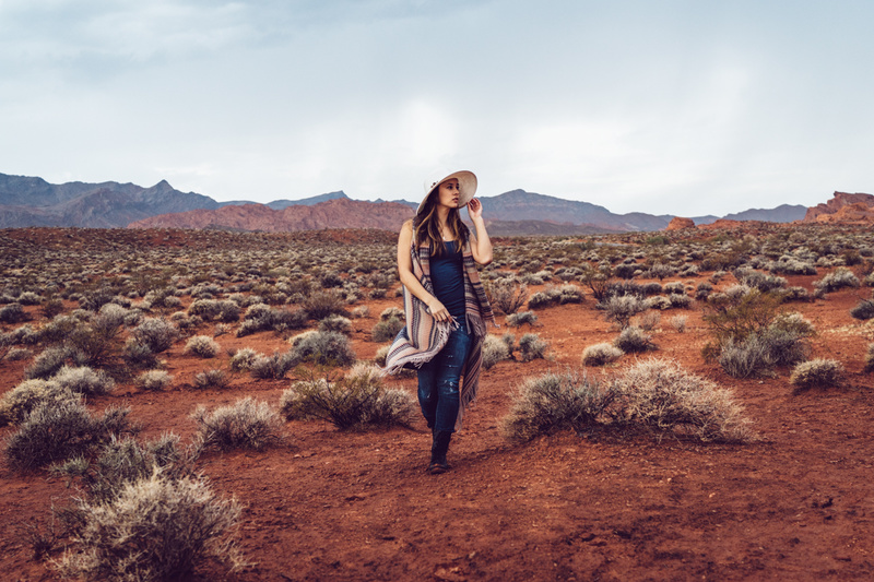 Female model photo shoot of MinervaRx by dmilana in Valley of Fire