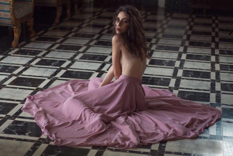 Female model photo shoot of Valeria Lobato