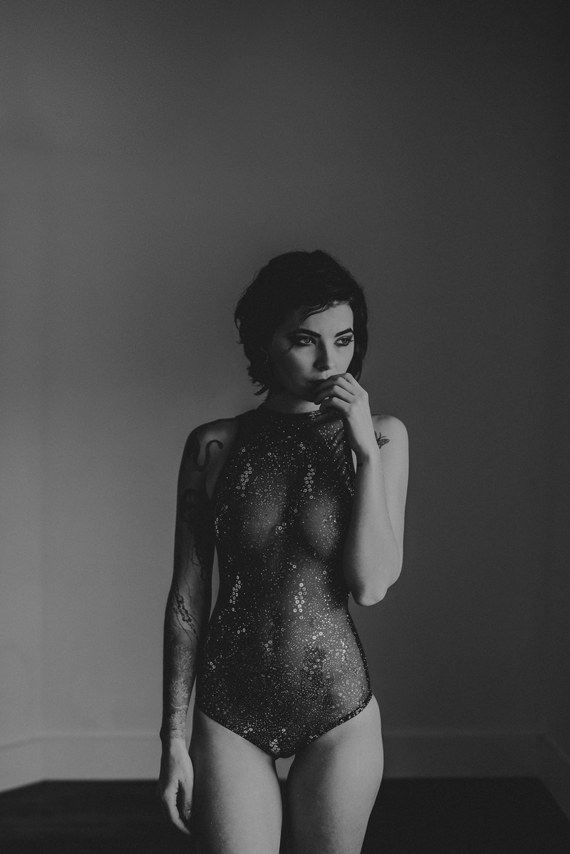 Female model photo shoot of Becky Irene by Chris Warkocki