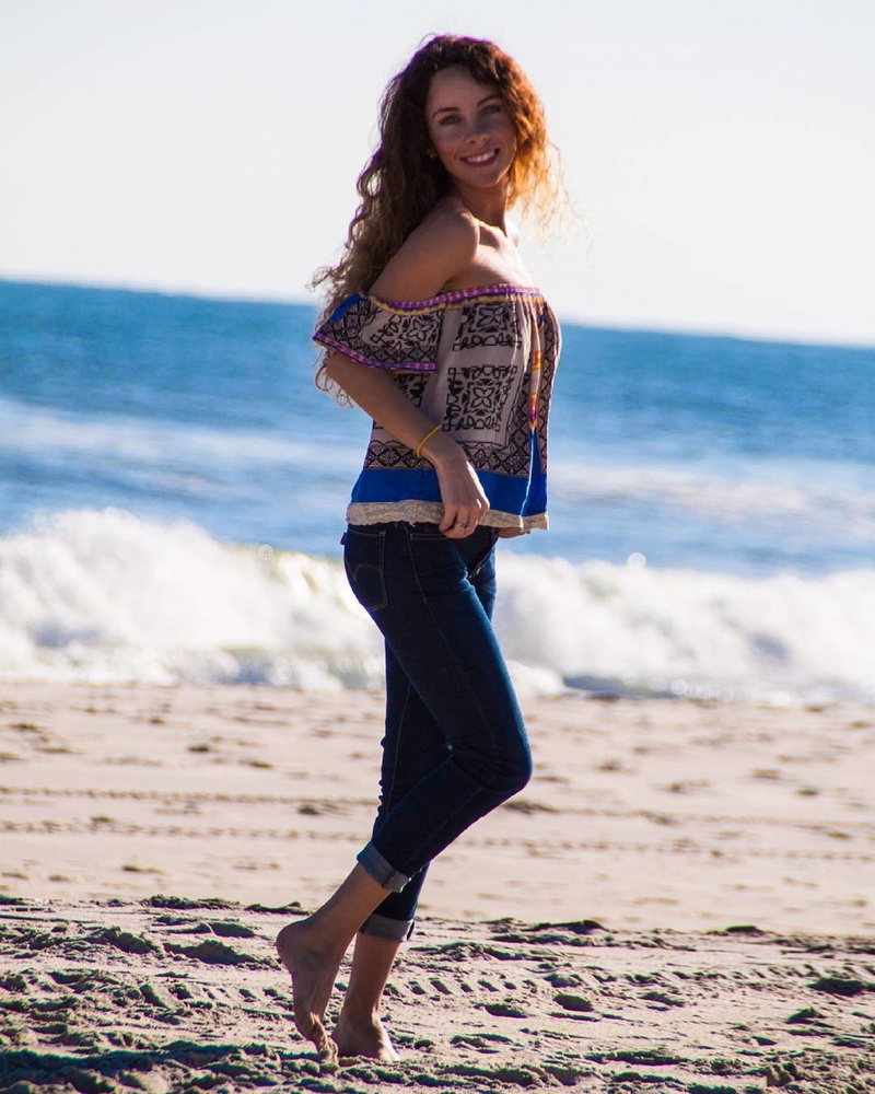 Female model photo shoot of pretty_twins by HappyLena in Long Island, Jones beach